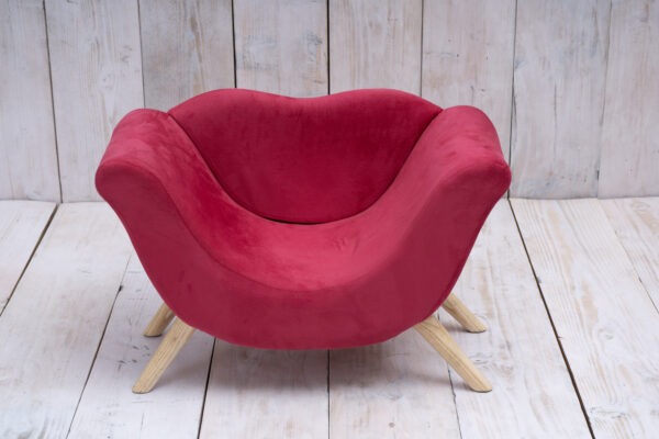 Lips Sofa