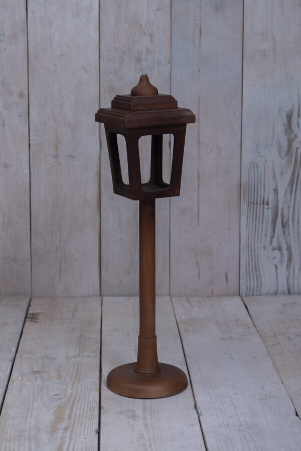 Tall light lamp